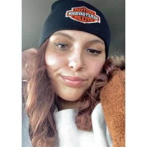 Meet your Posher, Alyssa